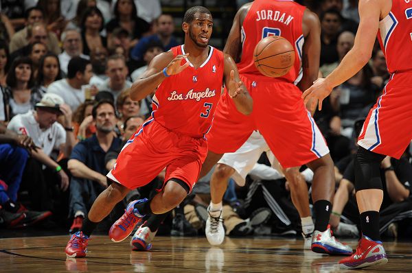 门将张伟表 门将张伟表