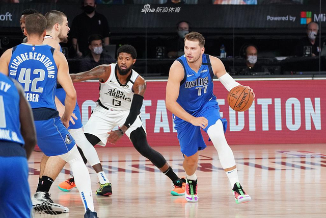 下西蒙斯和 下西蒙斯和